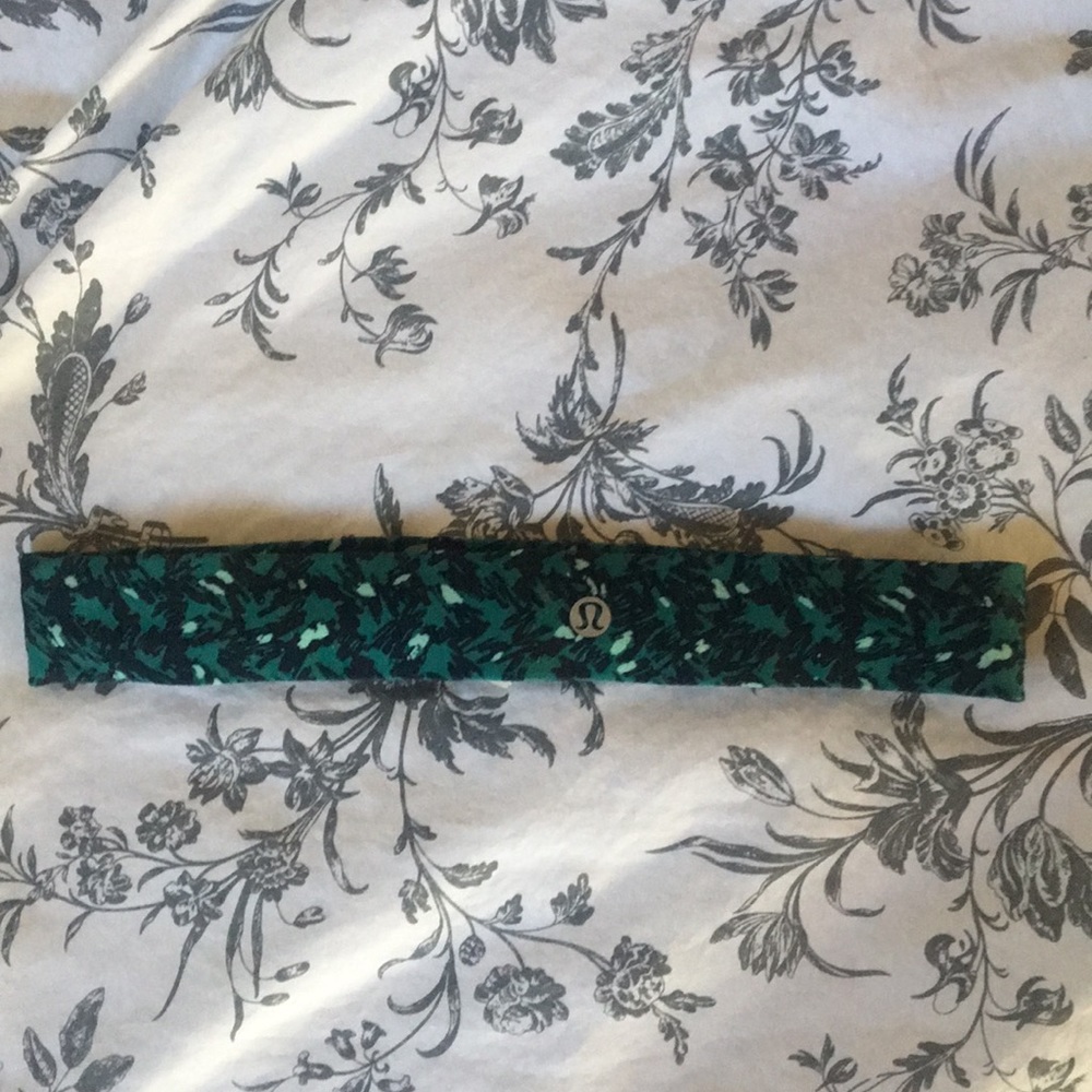 Lululemon headband